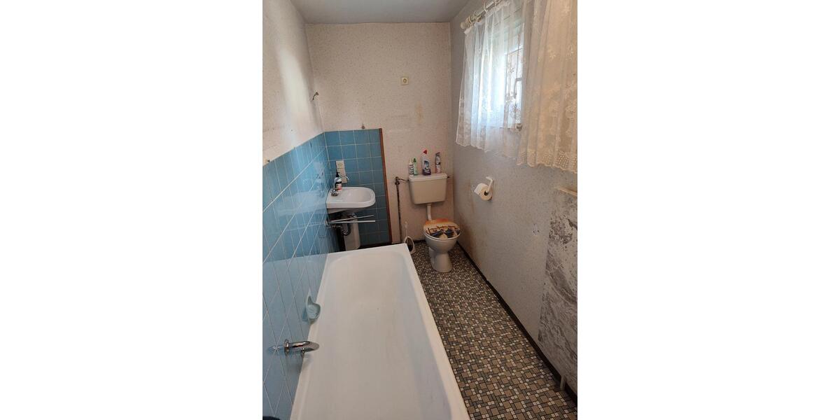 Doppelhaushälfte Giebelstadt - 6 Zimmer, 144 m&sup2;, 295.000&euro; | Angebot:26762801