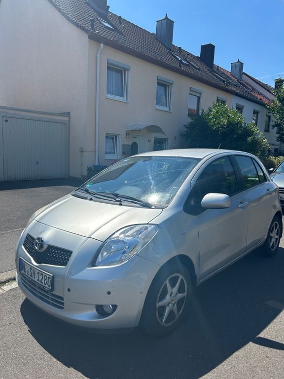 Yaris