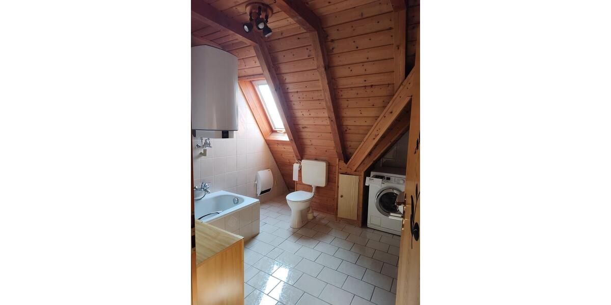 Doppelhaushälfte Giebelstadt - 6 Zimmer, 144 m&sup2;, 295.000&euro; | Angebot:26762801