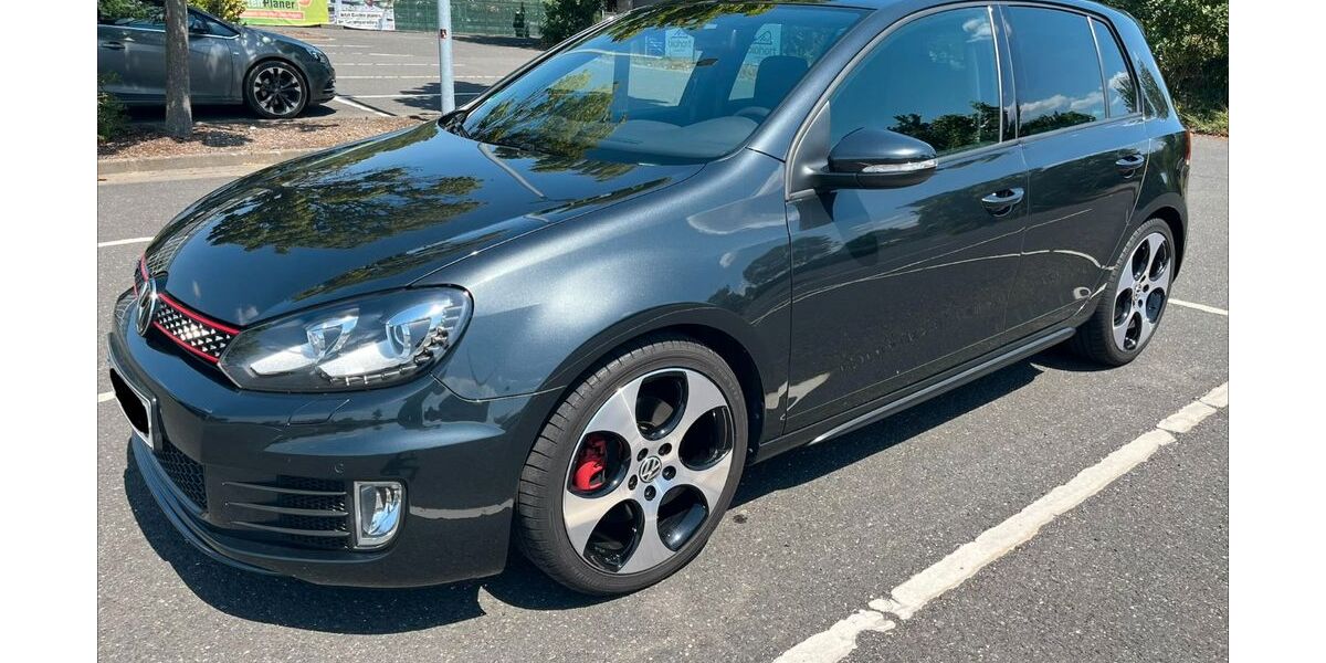 VW Golf 96.274 km 11.890 &euro; Würzburg 97084