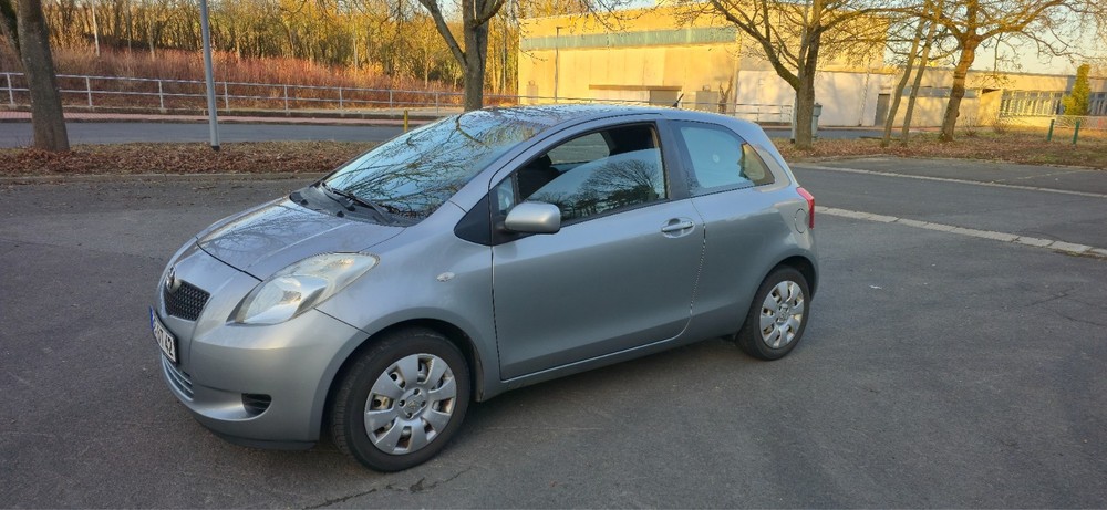 Toyota Yaris 130.834 km 2.900 &euro; Kitzingen 97318