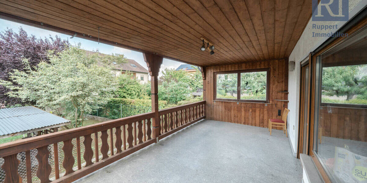 Mehrfamilienhaus, Wohnhaus Schwarzach am Main Stadtschwarzach - 7 Zimmer, 191 m&sup2;, 389.000&euro; | Angebot:21889230