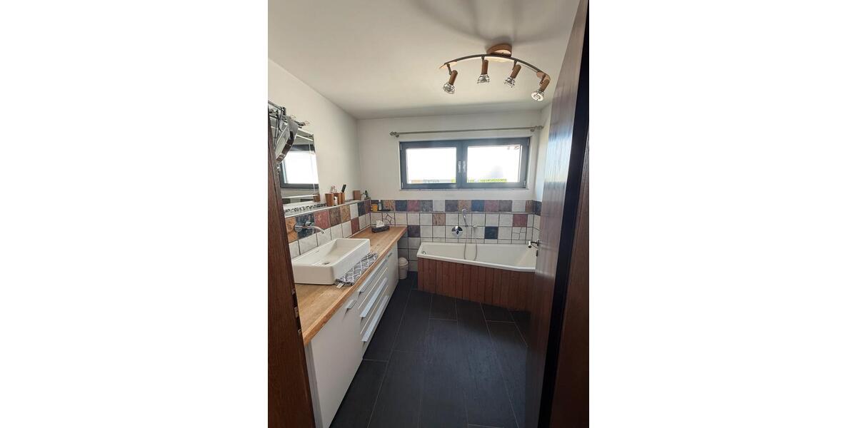 Reihenhaus Würzburg Heuchelhof - 5 Zimmer, 133 m&sup2;, 479.000&euro; | Angebot:26688164