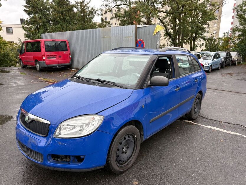 Skoda Fabia 130.000 km 1.490 € Würzburg 97076