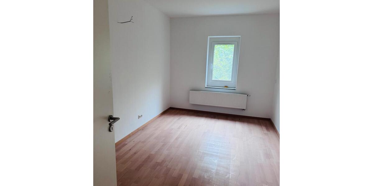 Etagenwohnung Röthlein - 4 Zimmer, 155 m&sup2;, 1.550&euro; | Angebot:26579840