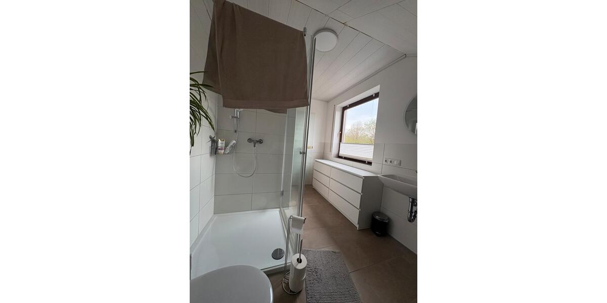 Dachgeschoßwohnung Himmelstadt - 3 Zimmer, 70 m&sup2;, 625&euro; | Angebot:26301816