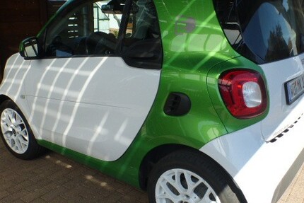 Smart Fortwo Cabrio 30.400 km 9.950 € Würzburg 97070