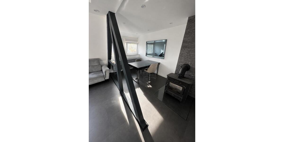 Dachgeschoßwohnung Tauberbischofsheim - 4 Zimmer, 95 m&sup2;, 1.250&euro; | Angebot:26616109