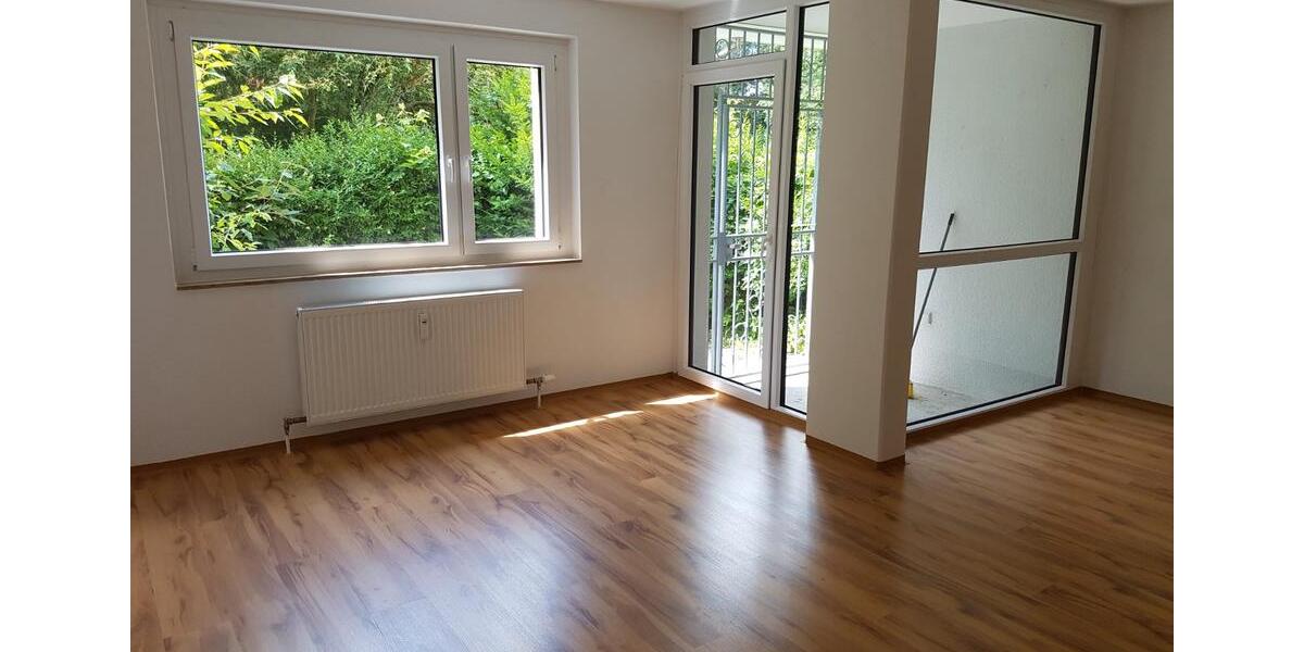 Erdgeschoßwohnung Würzburg Heuchelhof - 3 Zimmer, 80 m&sup2;, 279.000&euro; | Angebot:26676008