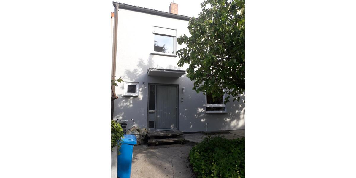 Reihenhaus Würzburg Lengfeld - 7 Zimmer, 146 m&sup2;, 1.750&euro; | Angebot:26368919