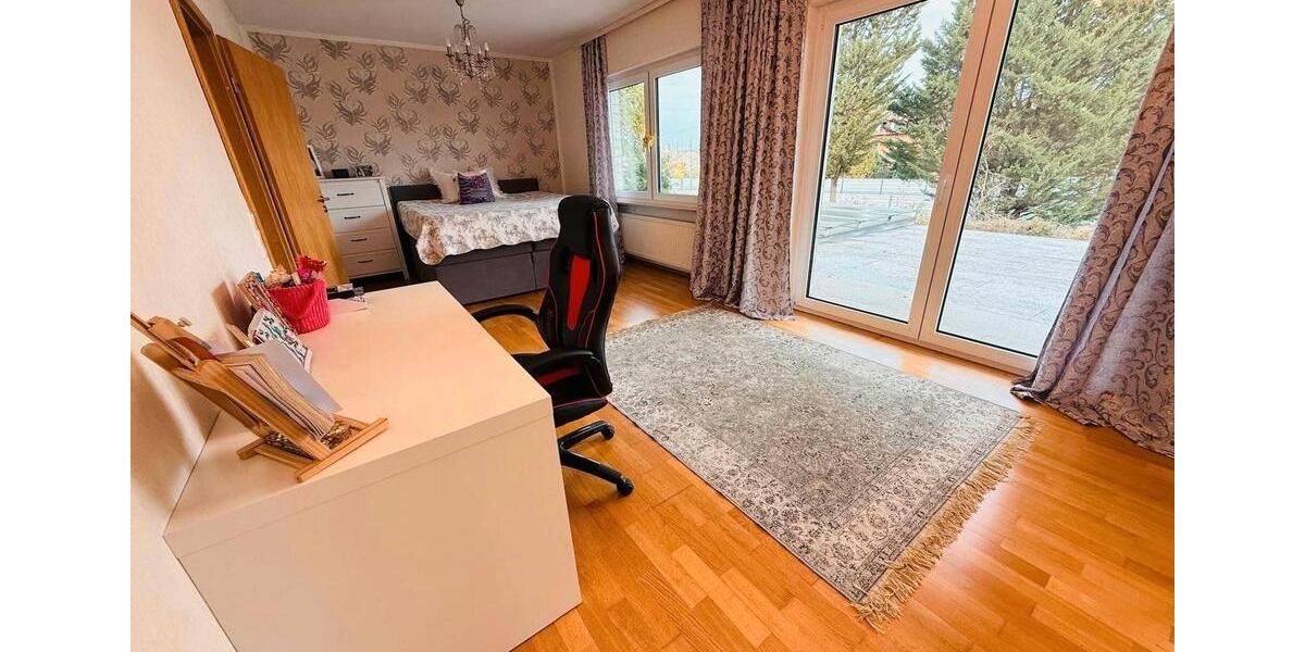 Mehrfamilienhaus, Wohnhaus Würzburg Heuchelhof - 7 Zimmer, 210 m&sup2;, 795.000&euro; | Angebot:26211941