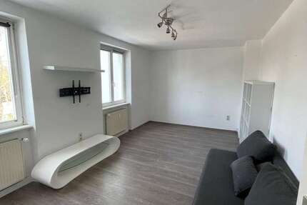 Wohnung zum Mieten in Würzburg 401 € 32 m² 1 zimmer