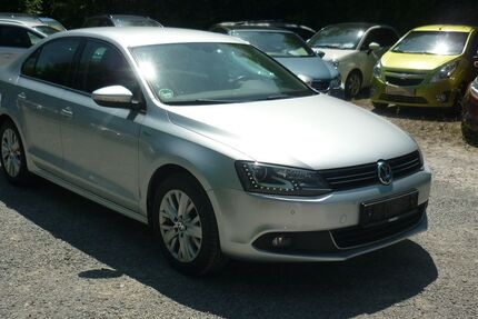 VW Jetta 72.200 km 11.990 &euro; Estenfeld bei Würzburg 97230