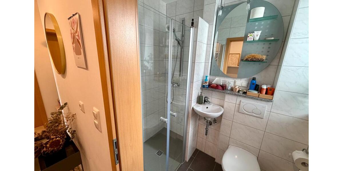 Erdgeschoßwohnung Gerbrunn - 4 Zimmer, 136 m&sup2;, 1.450&euro; | Angebot:26566782