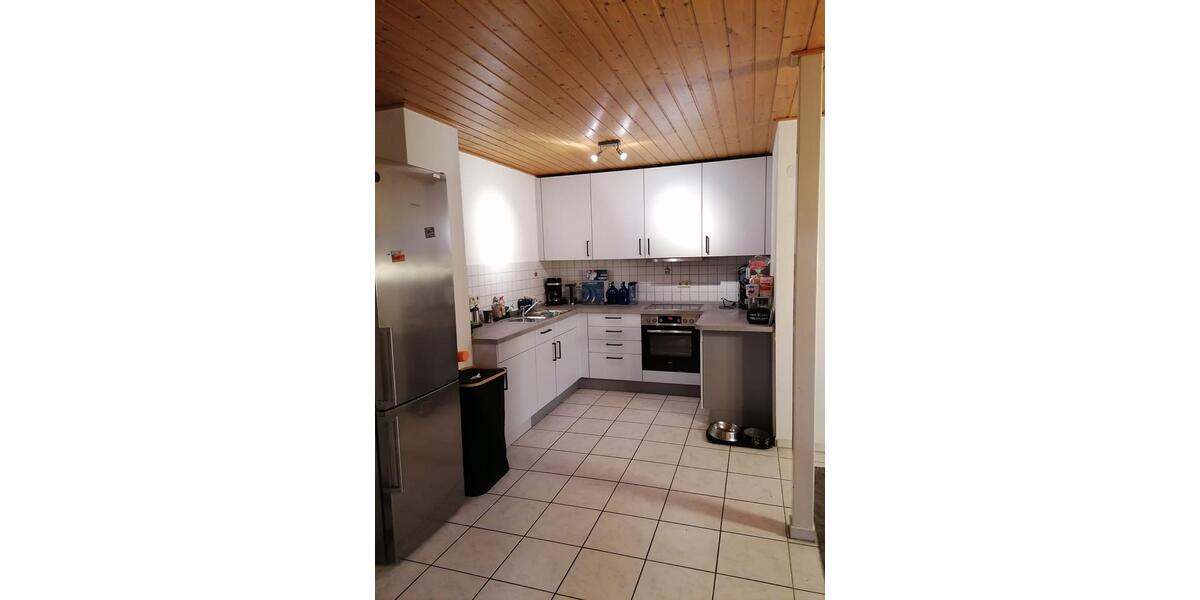 Dachgeschoßwohnung Tauberbischofsheim - 3 Zimmer, 90 m&sup2;, 750&euro; | Angebot:25085435