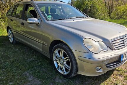 Mercedes-Benz C 200 255.000 km 2.900 &euro; Wiesenbronn 97355