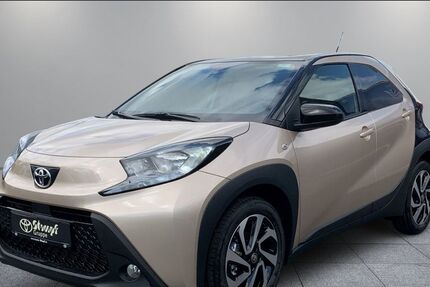 Toyota Aygo (X) 1.500 km 16.490 &euro; Würzburg 97076