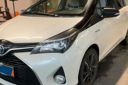 Toyota Yaris 86.800 km 13.900 € Sommerach 97334