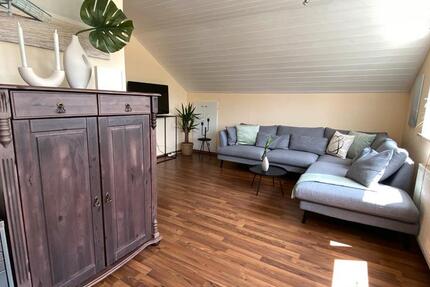 Möblierte 3 Zimmer Whg. DG in 97076 Würzburg ab 01.02.2026 3 zimmer