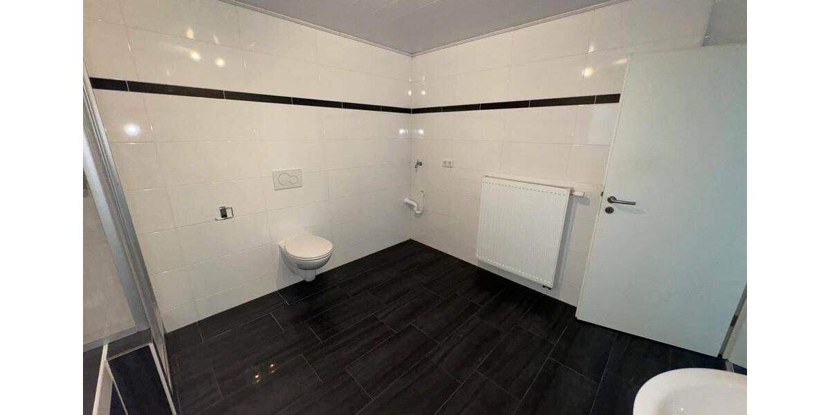 2 Zimmer Wohnung im EG 89qm mit Keller 2 zimmer