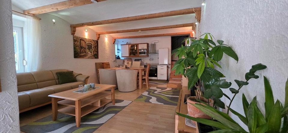 Einfamilienhaus Würzburg Dürrbachau - 7 Zimmer, 200 m&sup2;, 980.000&euro; | Angebot:26718064