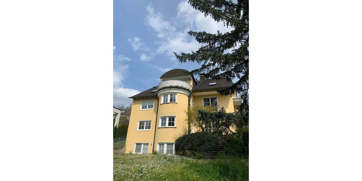 Etagenwohnung Sommerhausen - 3 Zimmer, 88 m&sup2;, 870&euro; | Angebot:26826822