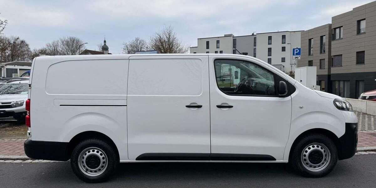 Opel Vivaro 280.000 km 6.999 &euro; Estenfeld 97230