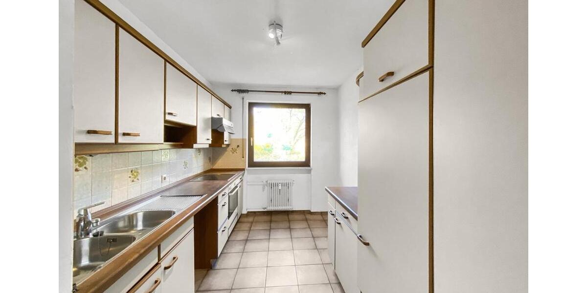 Etagenwohnung Höchberg - 3.5 Zimmer, 81 m&sup2;, 1.250&euro; | Angebot:26155361