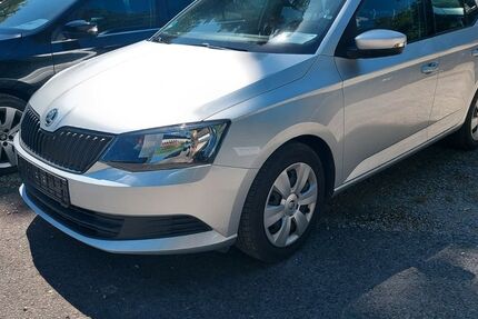 Skoda Fabia 17.400 km 8.850 &euro; Würzburg 97082