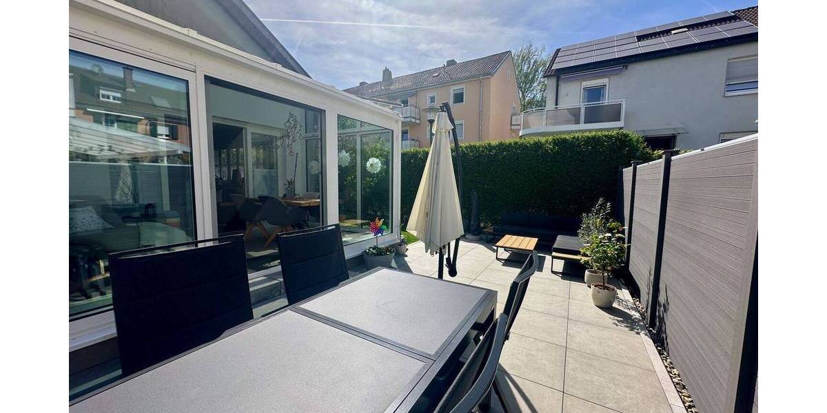 Etagenwohnung Zell am Main - 4 Zimmer, 105 m&sup2;, 350.000&euro; | Angebot:26438132