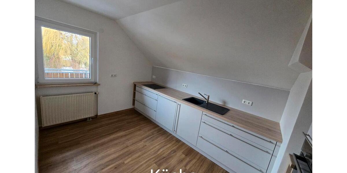 Dachgeschoßwohnung Würzburg Heuchelhof - 3.5 Zimmer, 83 m&sup2;, 1.350&euro; | Angebot:24765834