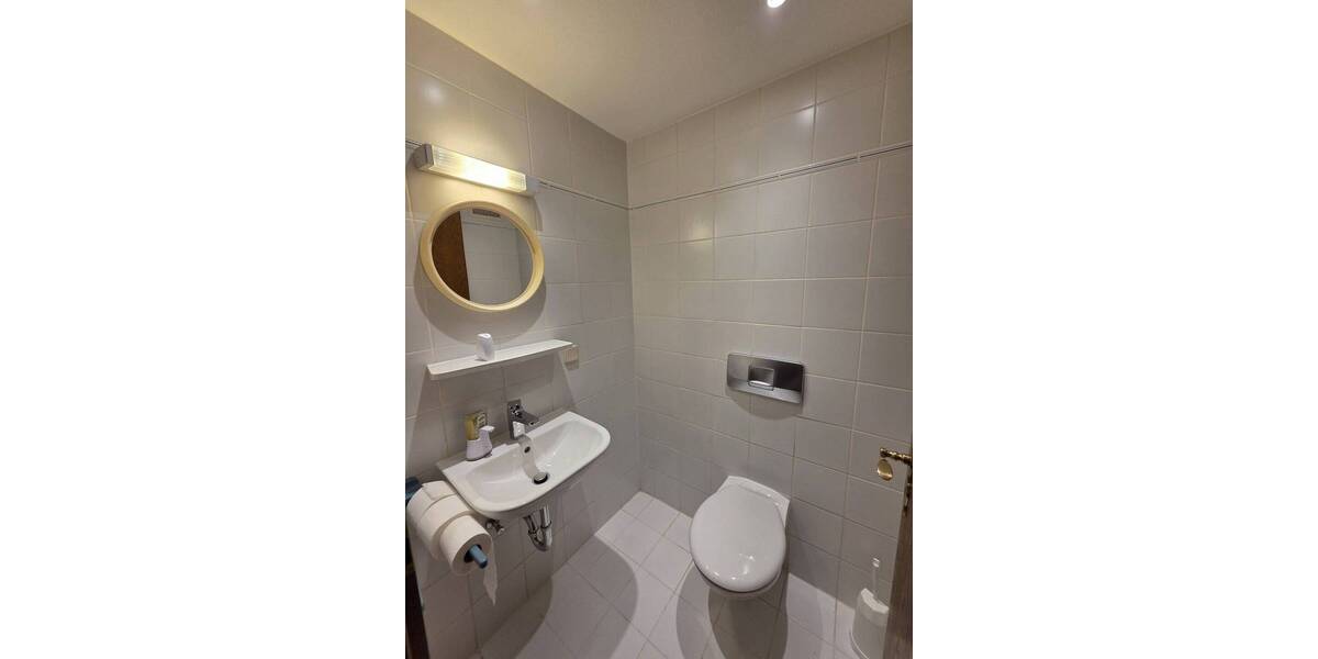 Etagenwohnung Würzburg Zellerau - 3 Zimmer, 100 m&sup2;, 1.300&euro; | Angebot:26515279