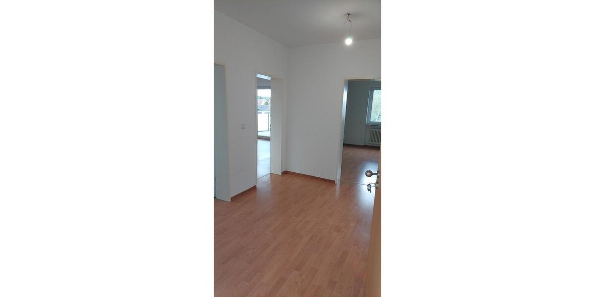 Attraktive 3-Zimmer Wohnung mit BalkonWohnen über den Dächern von Waldbüttelbrunn 3 zimmer