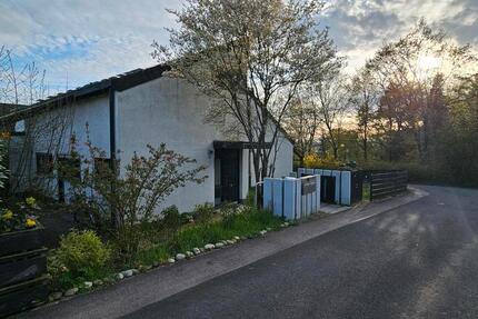 Haus Würzburg Heuchelhof - 7 Zimmer, 259 m&sup2;, 630.000&euro; | Angebot:26573083