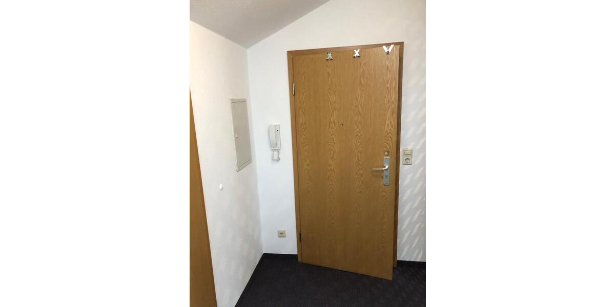 2 12 - Zimmer DG Wohnung Würzburg-Frauenland 2 zimmer