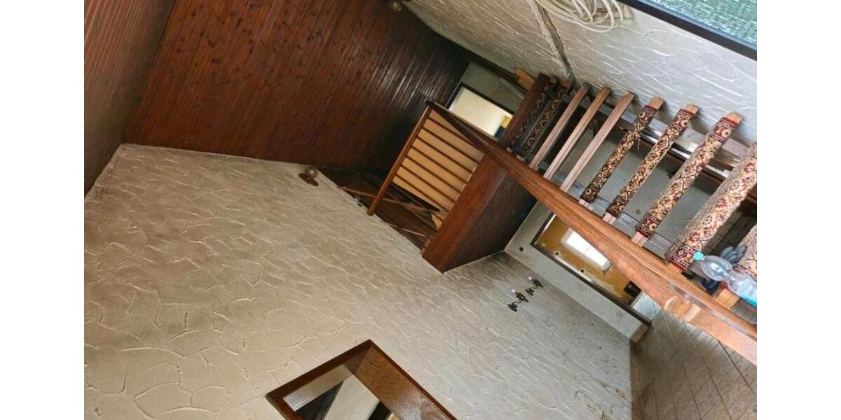 Einfamilienhaus Marktheidenfeld - 3 Zimmer, 160 m&sup2;, 155.000&euro; | Angebot:27169731