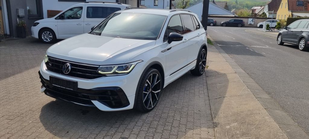 VW Tiguan 82.900 km 34.990 € Stammheim 97509