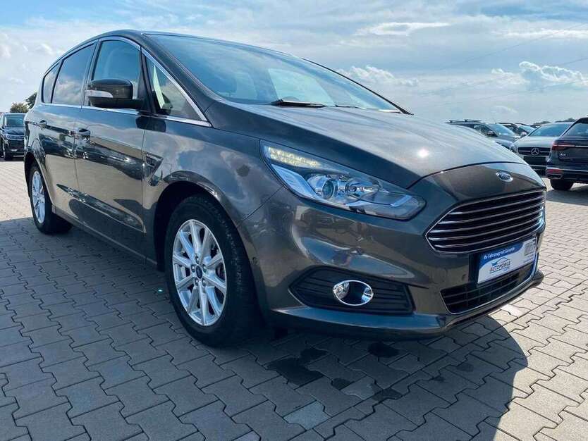 Ford S-Max 74.841 km 17.900 € Bergtheim 97241