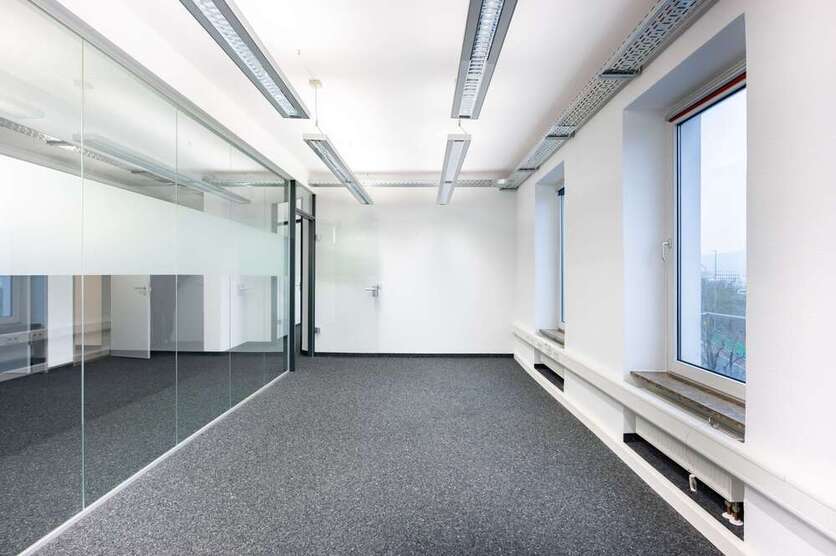 Büro in Würzburg 1.718 € 150 m²