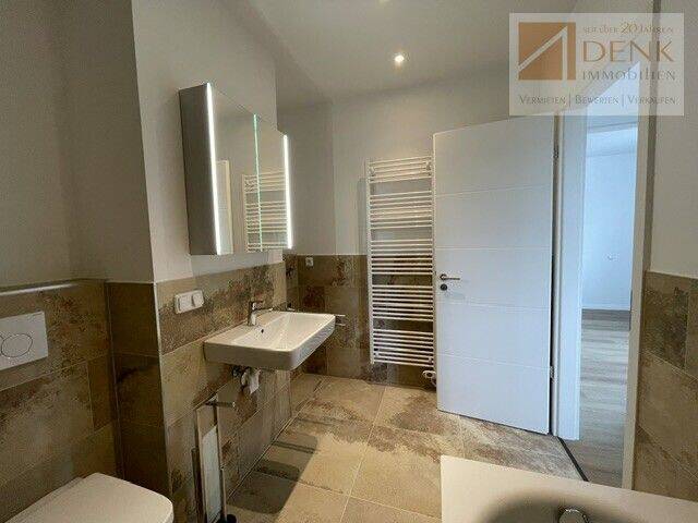 Etagenwohnung Kitzingen - 2 Zimmer, 60 m&sup2;, 650&euro; | Angebot:26816763