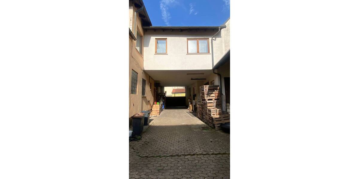 Gewerbeobjekt Volkach - 9 Zimmer, 415.000&euro; | Angebot:25669922