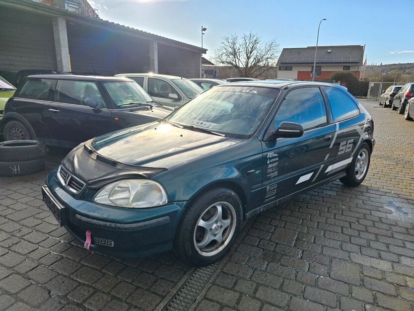 Honda Civic 169.000 km 1.600 € Randersacker 97236
