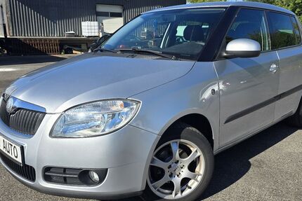 Skoda Fabia 100.000 km 4.497 € Würzburg 97076