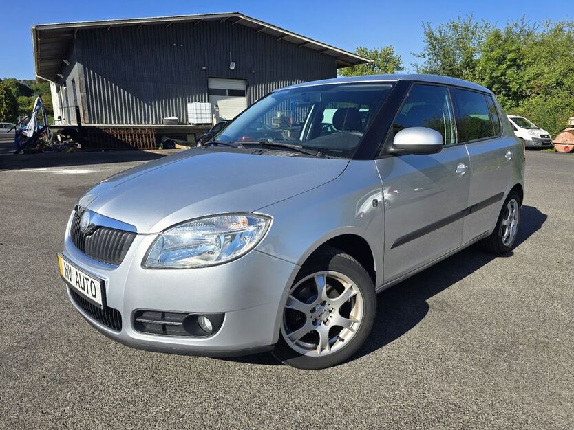 Skoda Fabia 100.000 km 4.497 € Würzburg 97076