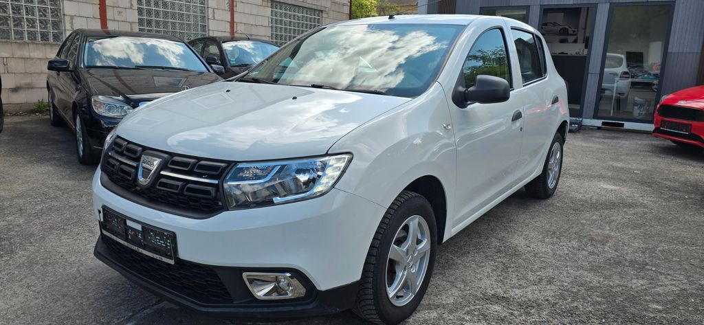 Dacia Sandero 45.000 km 7.990 &euro; Würzburg 97076