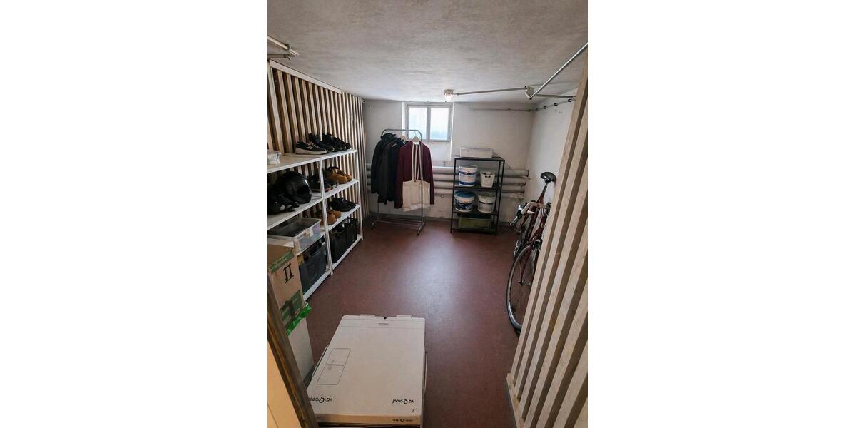 Dachgeschoßwohnung Würzburg Sanderau - 3 Zimmer, 62 m&sup2;, 855&euro; | Angebot:26489937