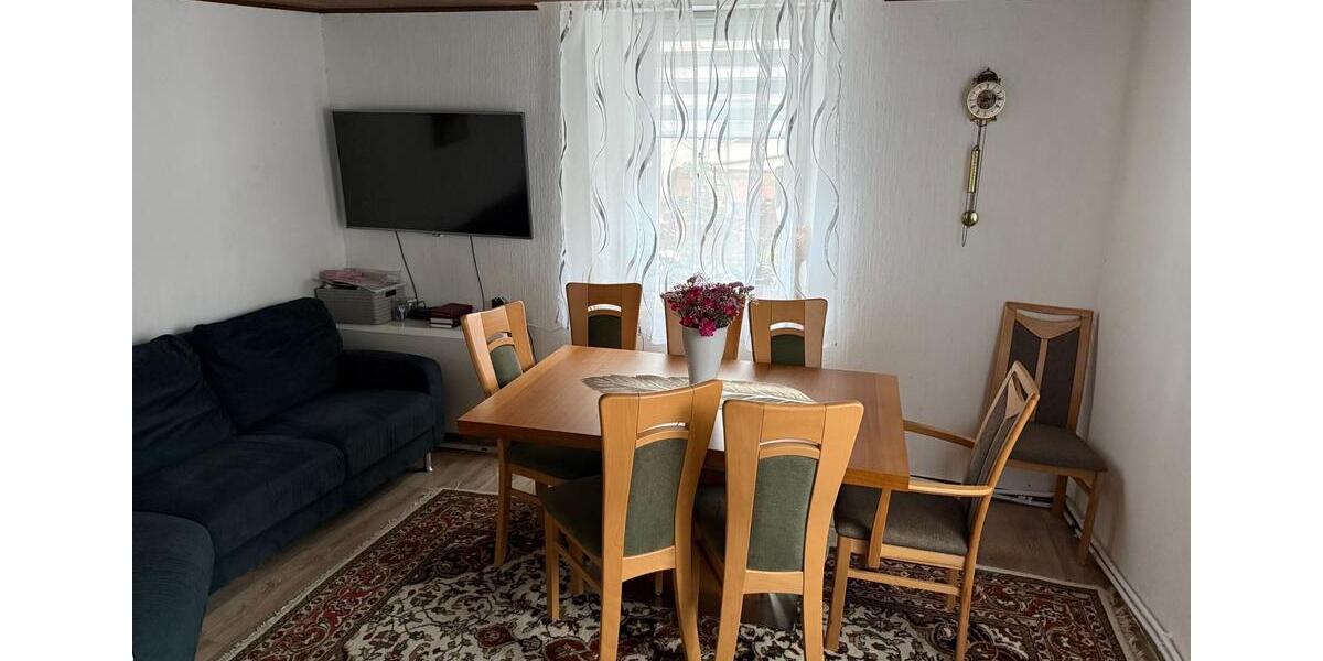 Einfamilienhaus Neubrunn - 6 Zimmer, 120 m&sup2;, 195.000&euro; | Angebot:26614656