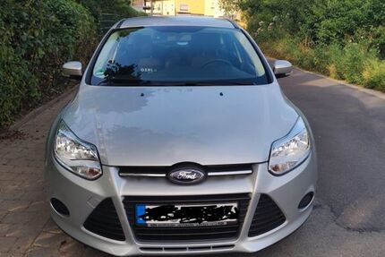 Ford Focus 143.000 km 5.700 € Waldbüttelbrunn 97297