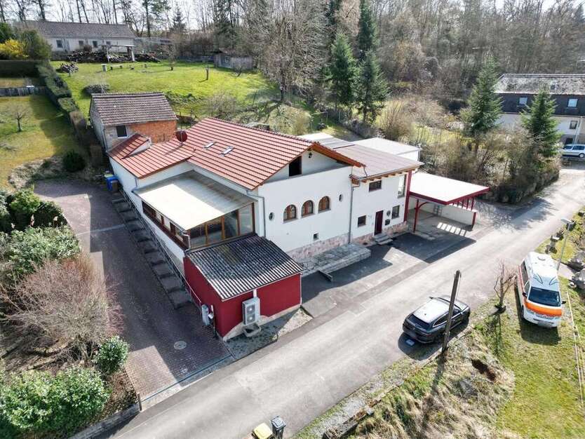 Haus zum Kaufen in Kirchheim 649.000 € 147.52 m²