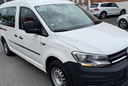 VW Caddy 173.000 km 10.709 € Würzburg 97084